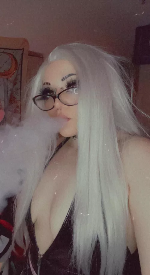 Do u guys like vapes? <3 by ratbaby88055