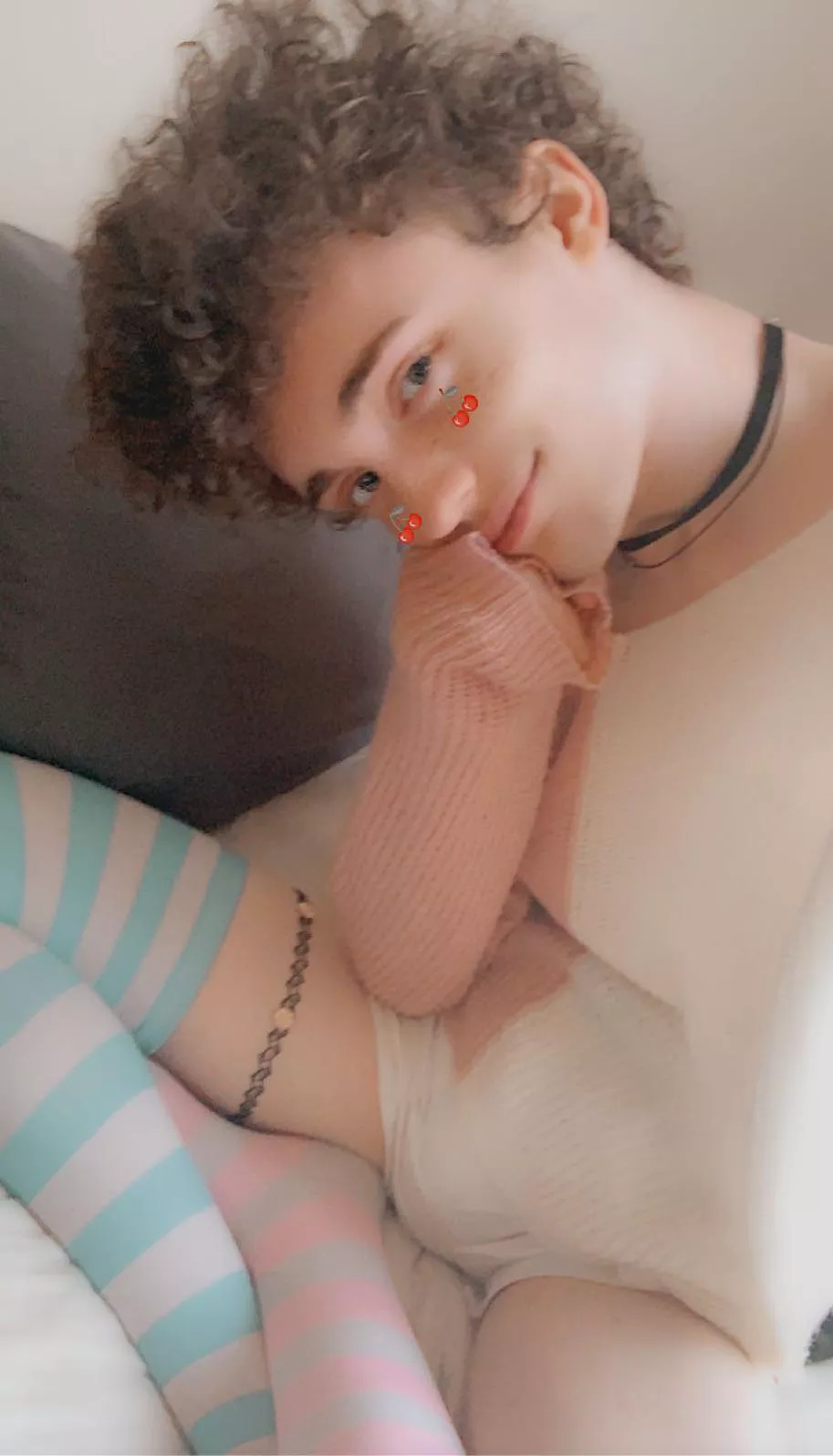 Do u like the mismatched vibes ☺️ posted by Faeboie