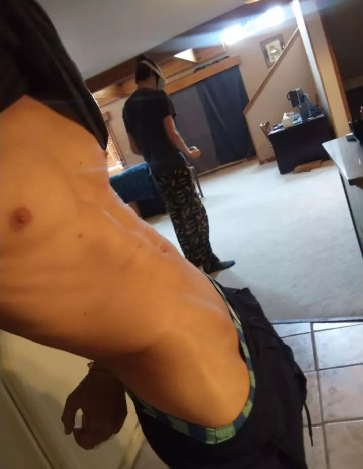 do u think he will notice... ? 🤪😝☺😉 posted by Ean211