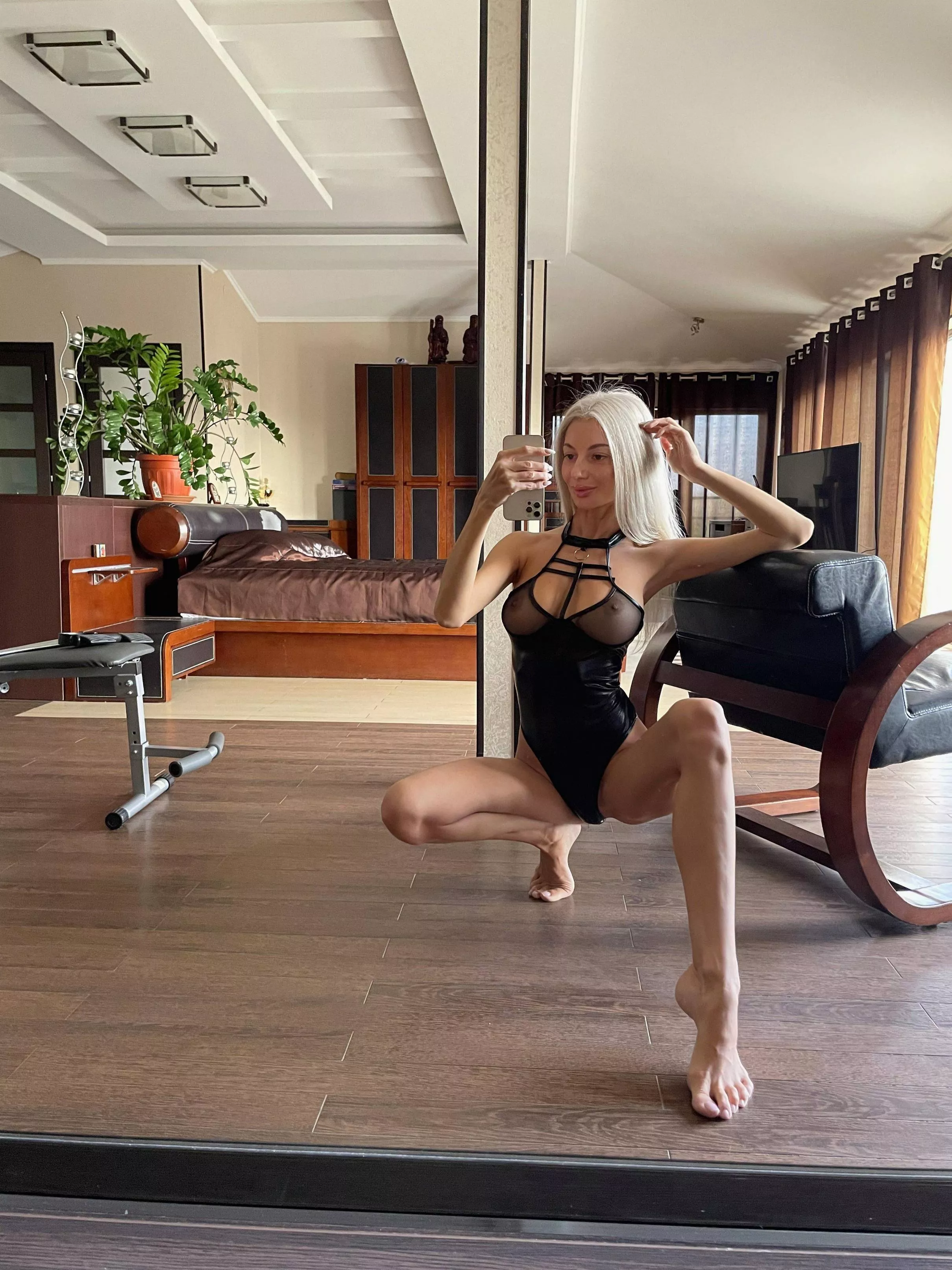 Do u think i have pretty boobs? posted by talented_confidant