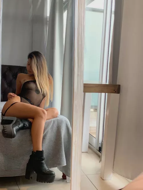 Do u think i have pretty boobs? by urbanspecimen