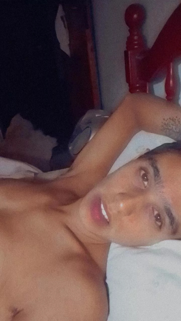 do u want to feel my armpit with your tongue? well, you'll have to earn my attention posted by arysa-meow