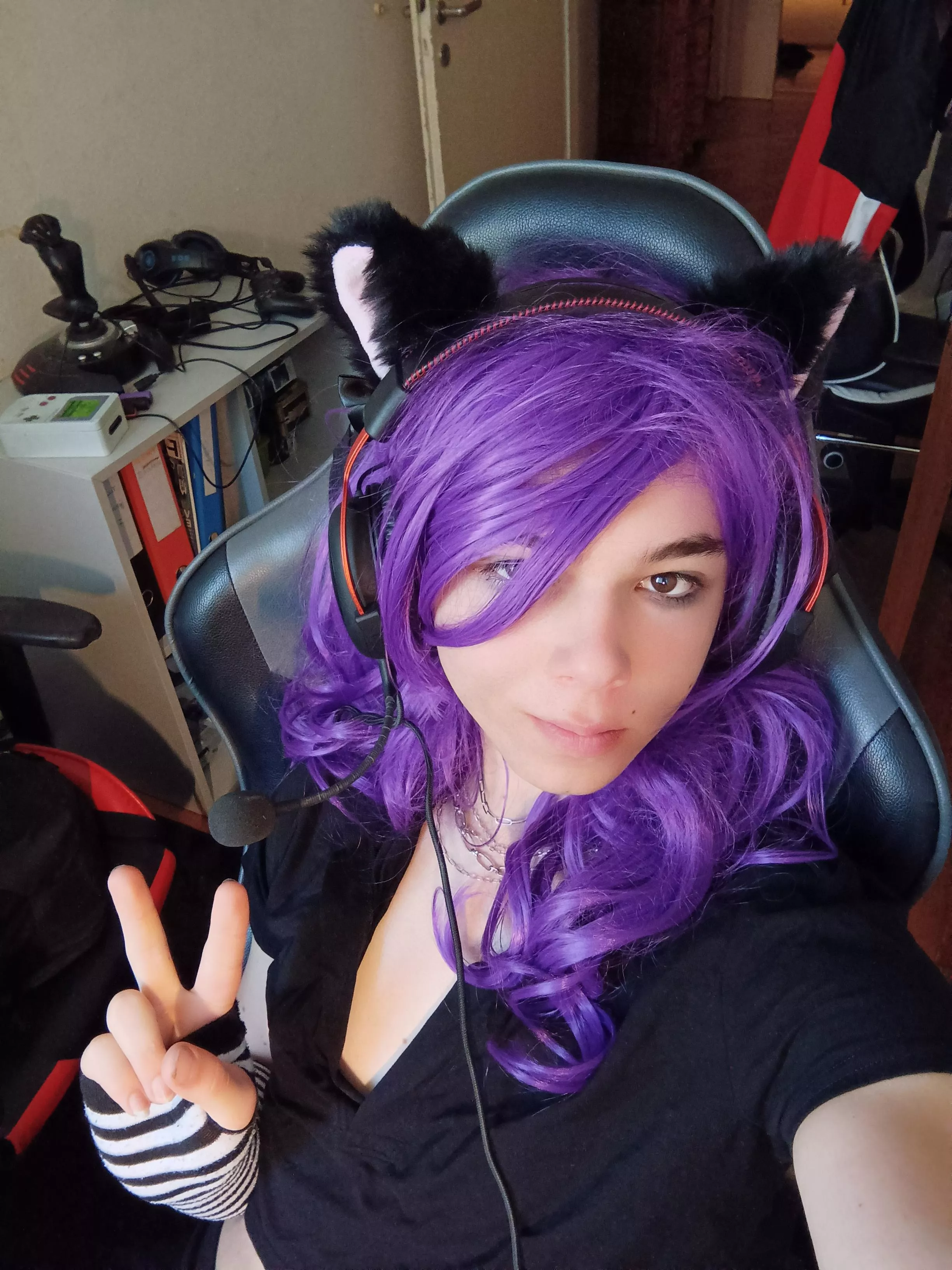 do wanna play with me? posted by TheoTheBest300