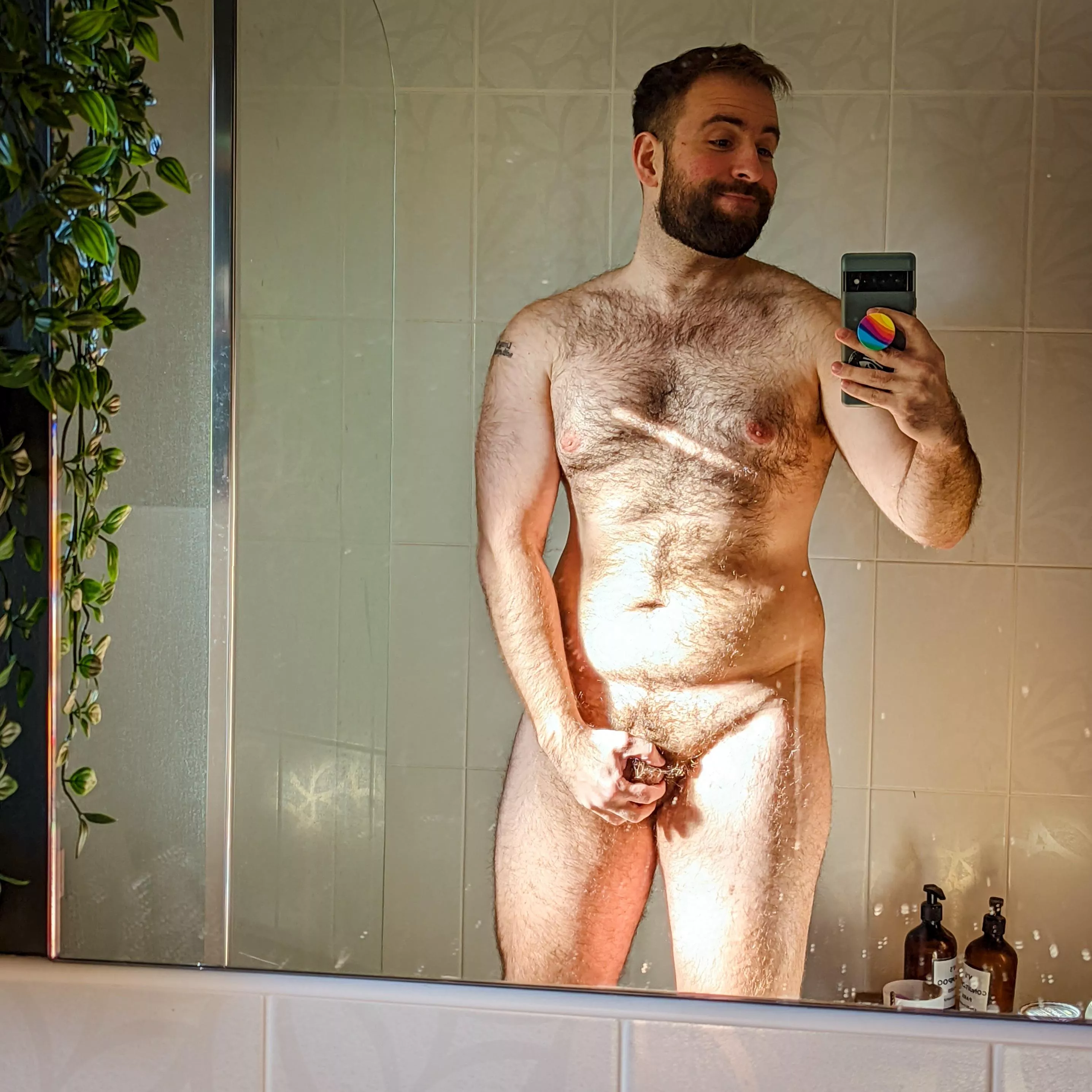 Do we mind a few extra kilos around here? posted by hairyottercub