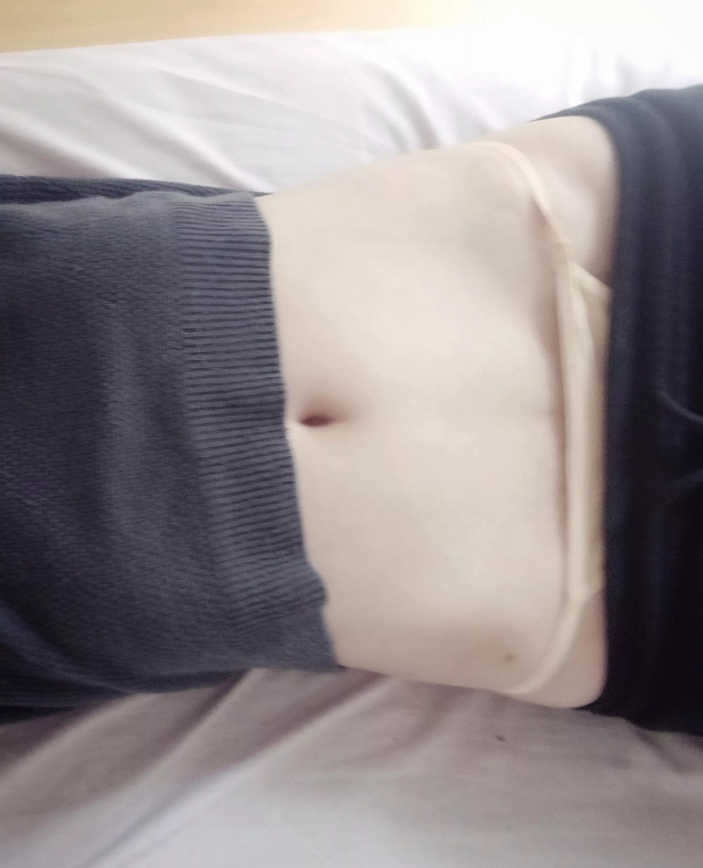 Do you enjoy when my belly button is visible ? (oc) posted by soldaderyan