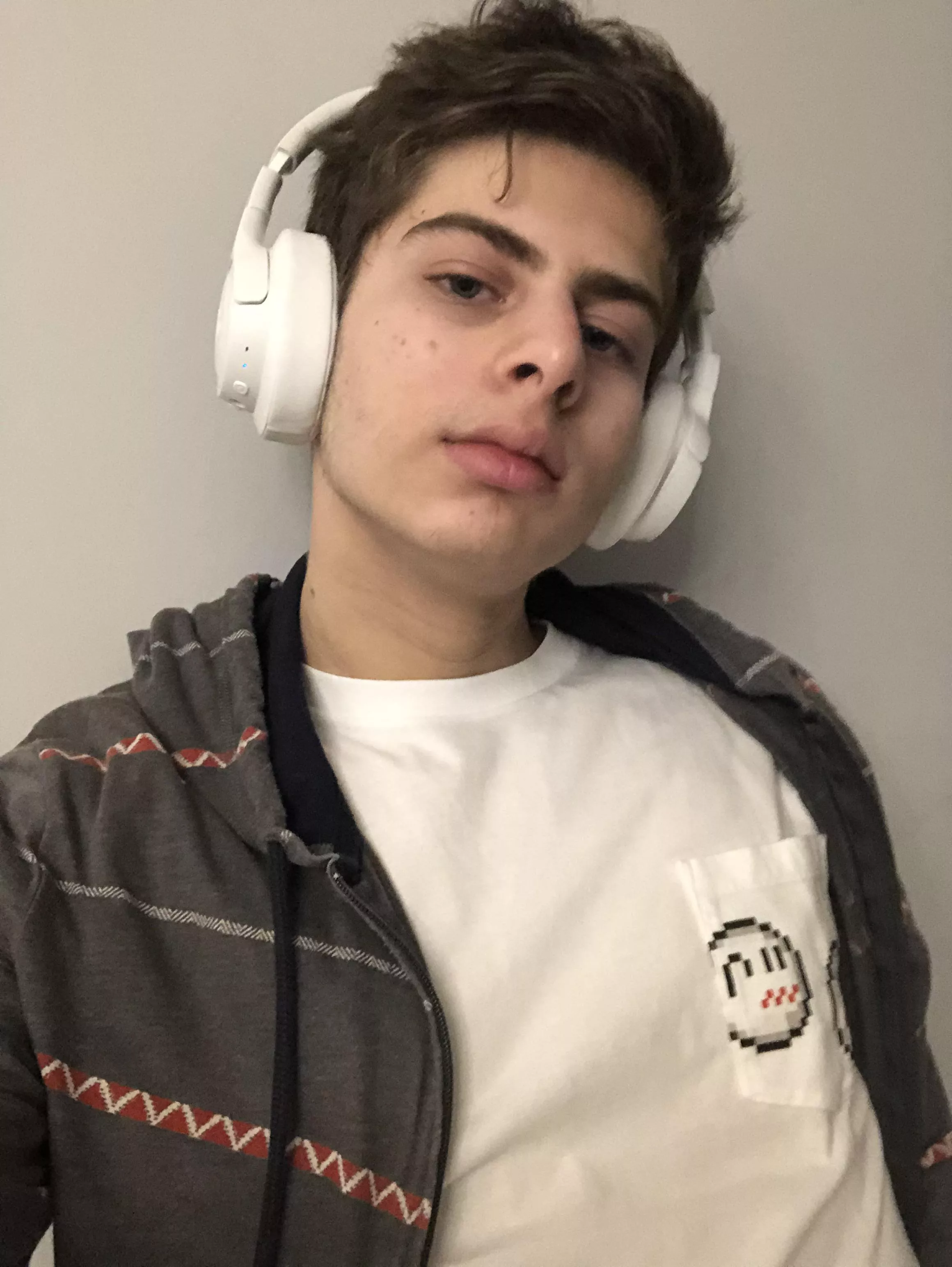 Do you guys like my boo shirt 👻👻 posted by Andrea_K2205