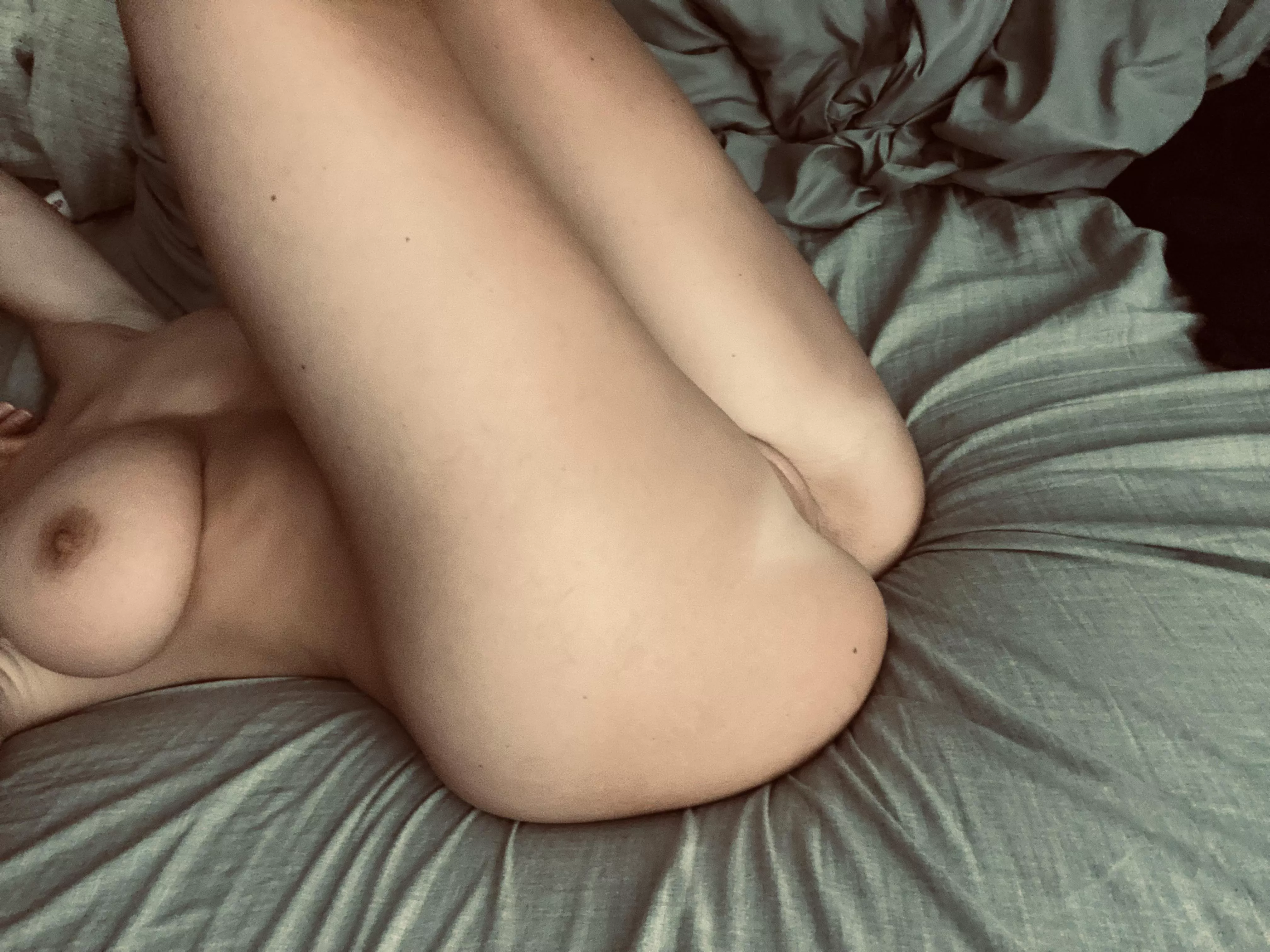 Do you have a lot of cum (f)or me? posted by Cookiecakeblonde