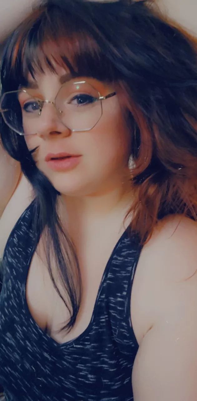 Do you have a scrunchy I can borrow? I promise to give it back 💕 posted by Bratty_WilloWisp