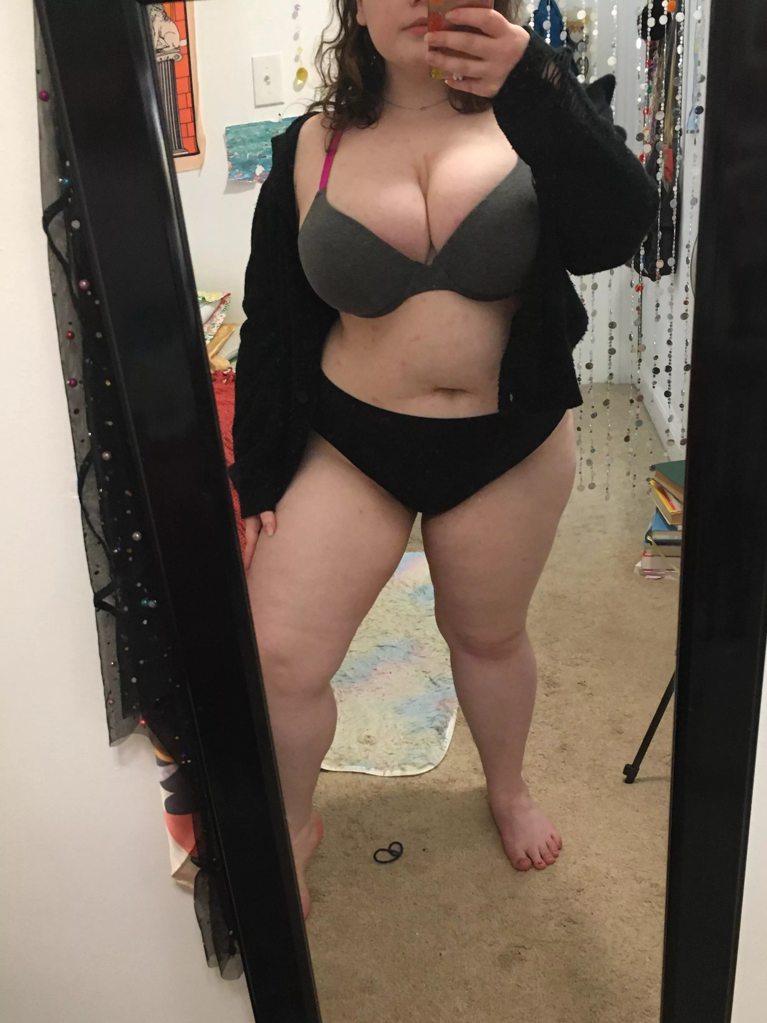 Do you like 4’11 chubby girls? posted by Laciek4x