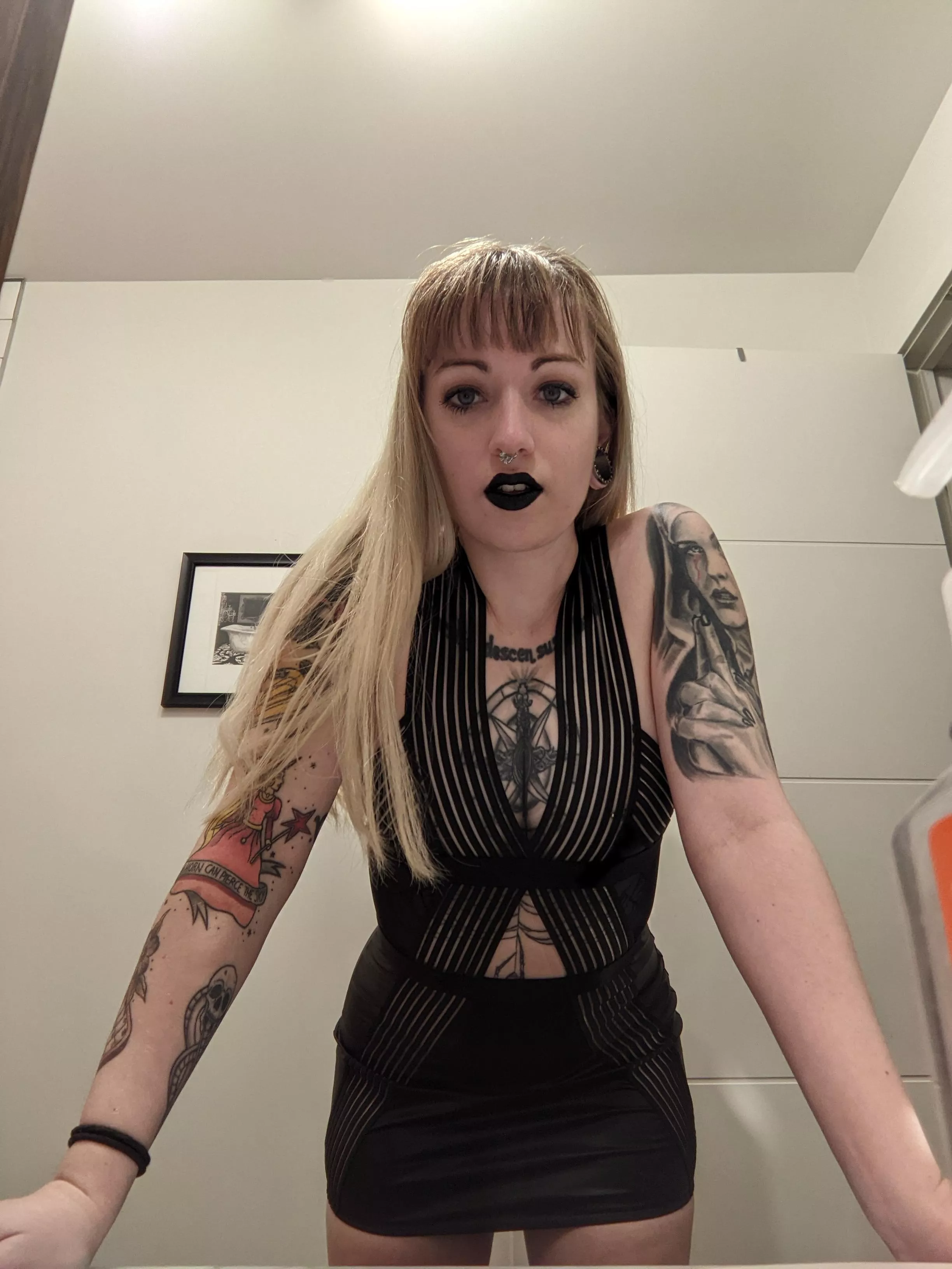 Do you like a blonde Goth? posted by heysweetsophie