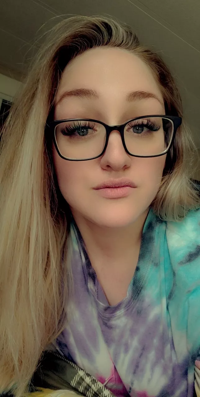 Do you like a women who can make herself squirt...repeatedly? posted by ASirensDesire