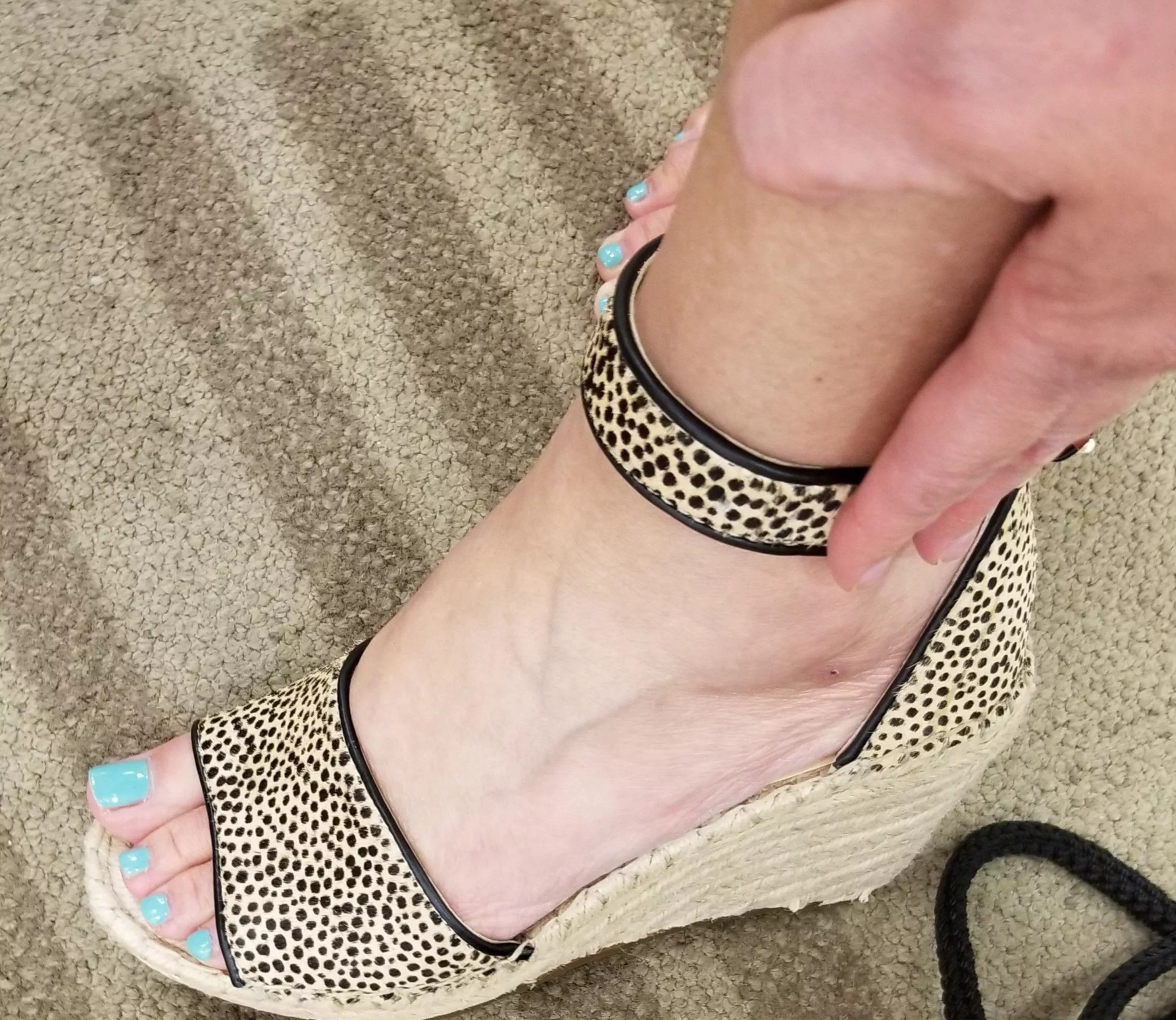 Do you like blue toes and wedge heels? posted by blameme2