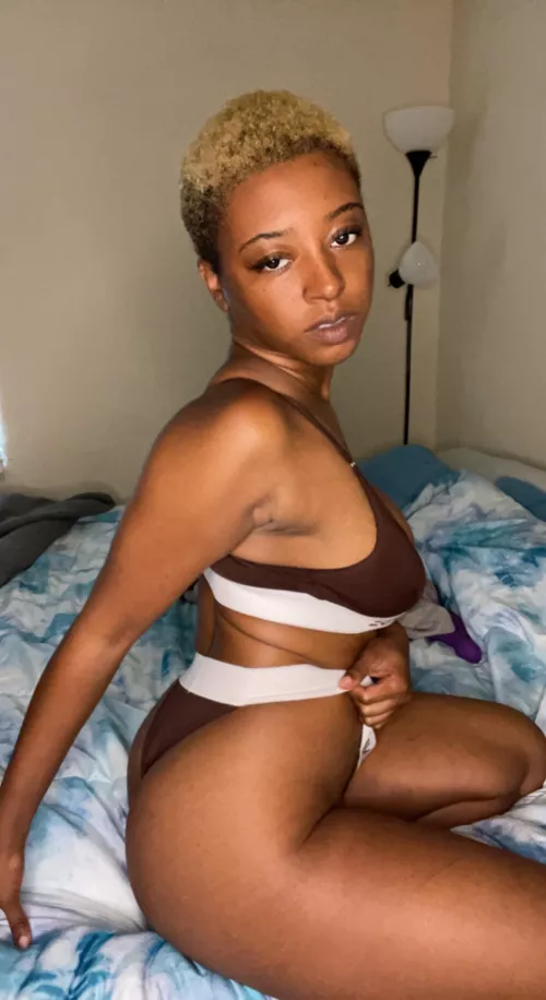 Do you like how my ass look from the side by ebonyNeko