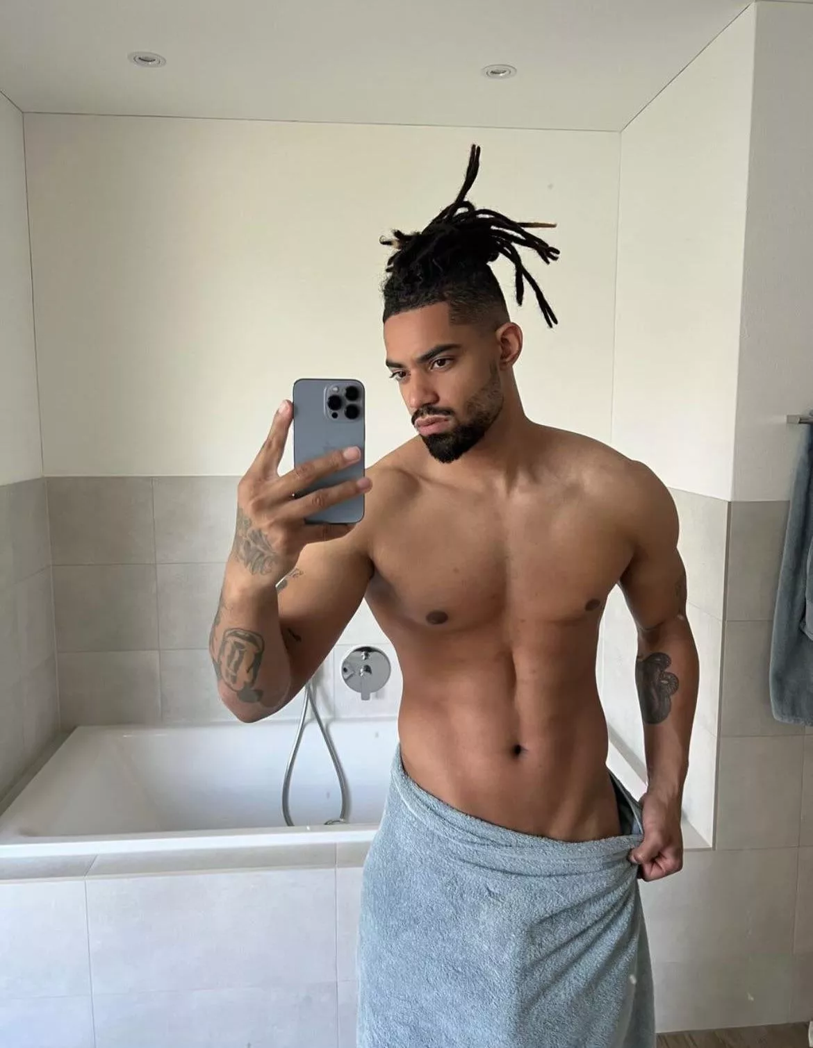 Do you like it?😏😈 posted by Conscious-Eye3128