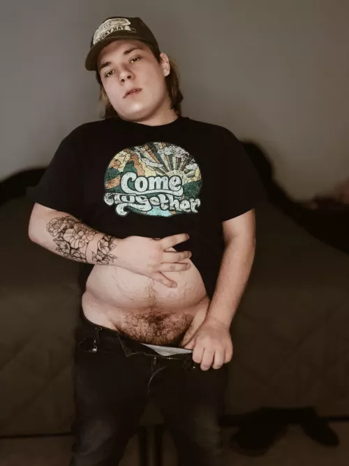 Do you like it bushy add me on only fans to see more. @imaweird by Whole_Entrance8079