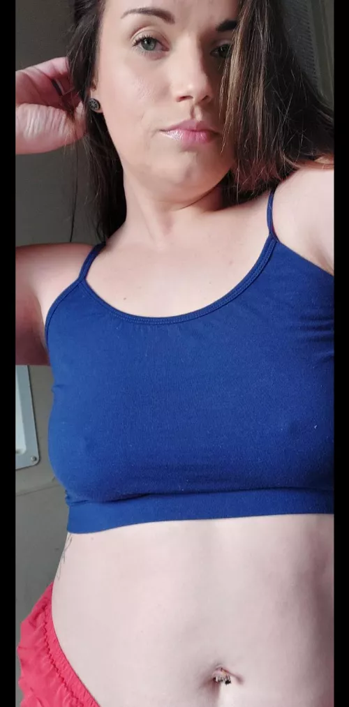 Do you like my at home outfit? by Indianashieldmaiden