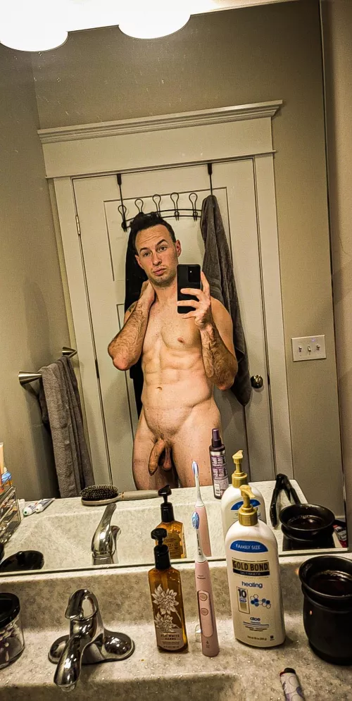 do you like my body? by ElijahRyan