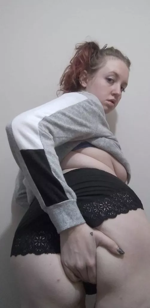 Do you like my body 😏 by lexxxxhott1998