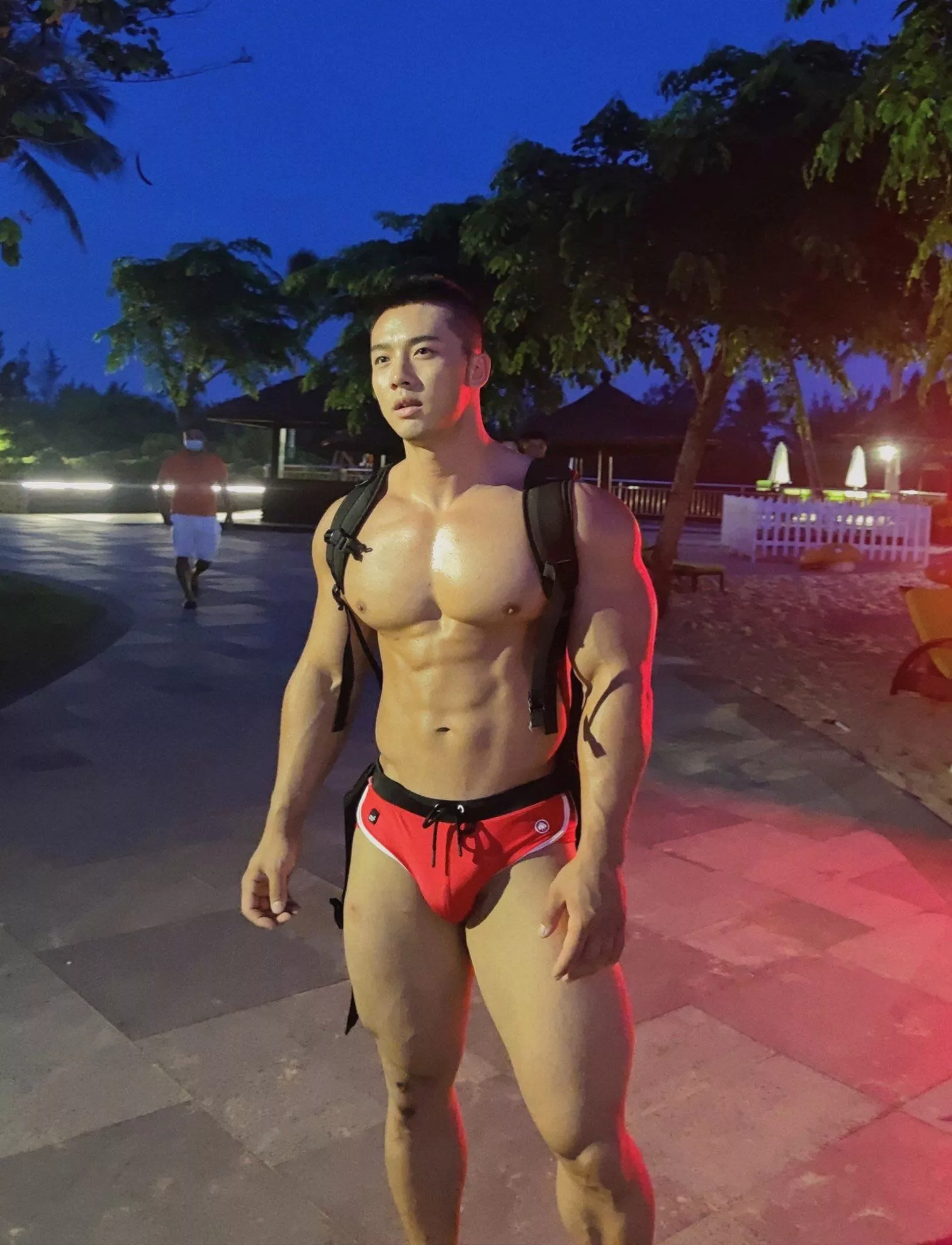 Do you like my bulge going out on a night walk on campus. posted by Electrical-One2293