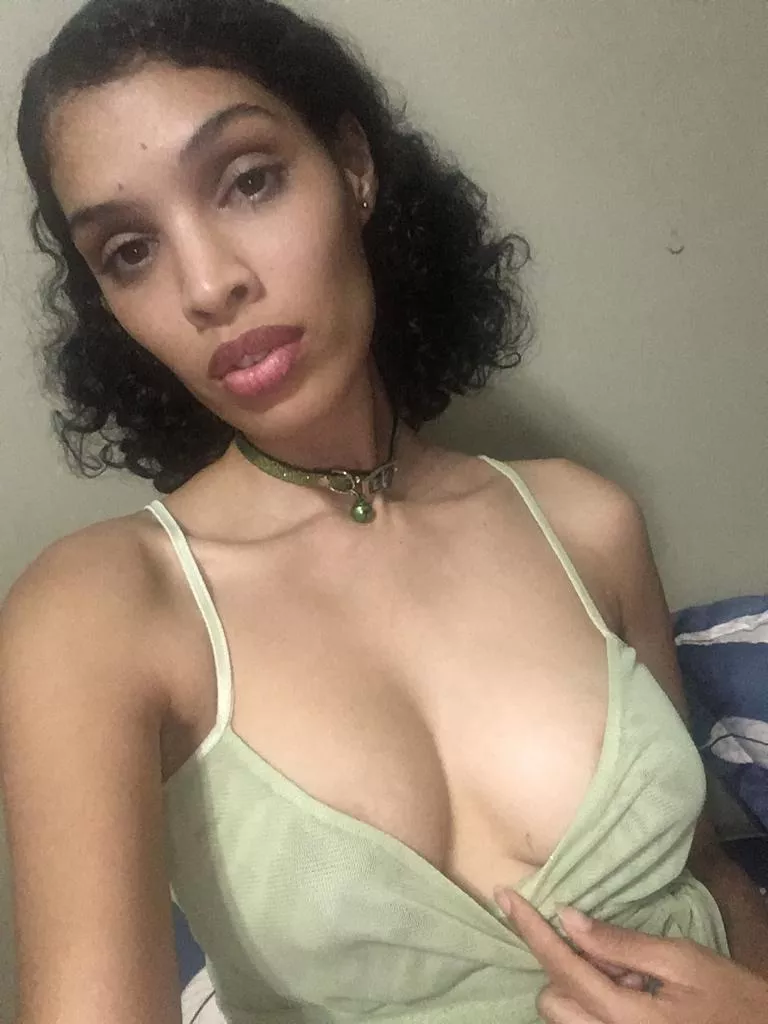 Do you like my choker? posted by TaurusEarthChild