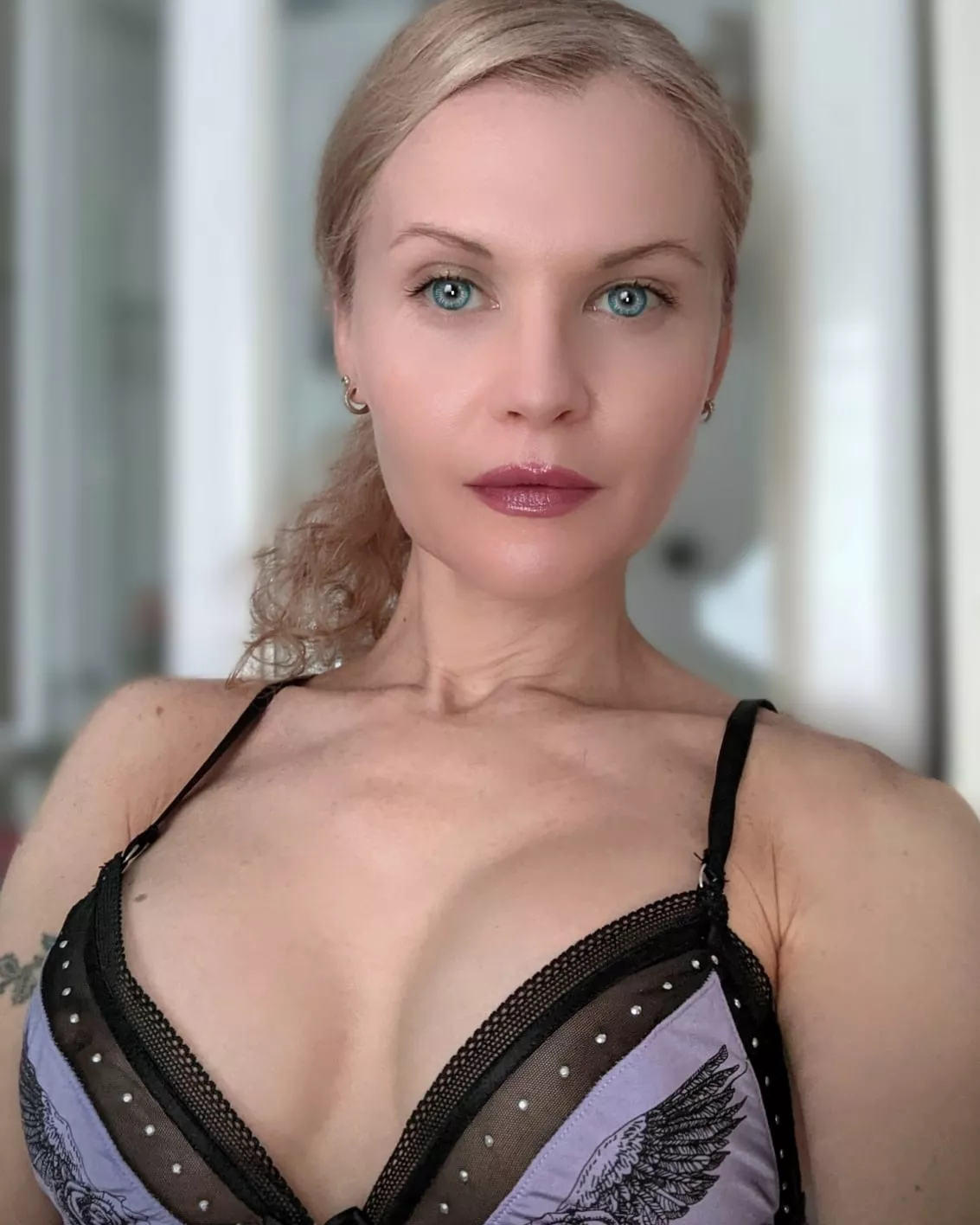 do you like my cute face babe?❤️ Check my onlyfans account for much more 💋 Link in comments+my Profil posted by janal_lov6_