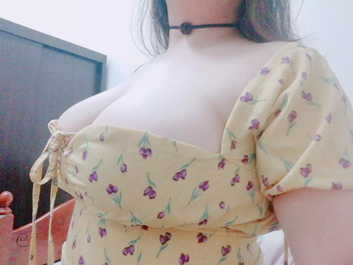 Do you like my dress 🥰 posted by ta8008s