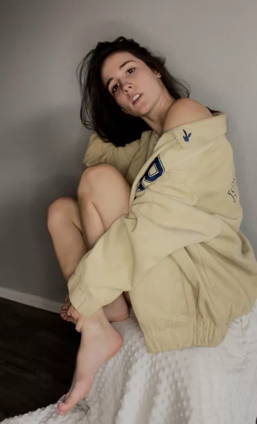 Do you like my feet? by babymoe599