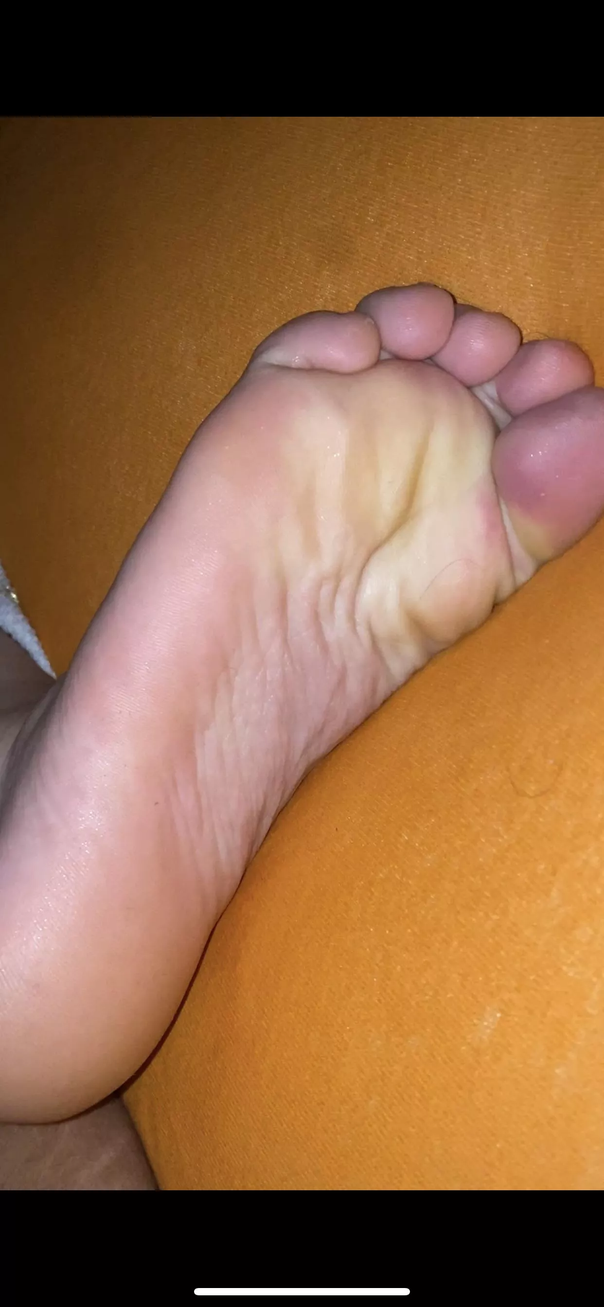 Do you like my feet? posted by asiangirl18th