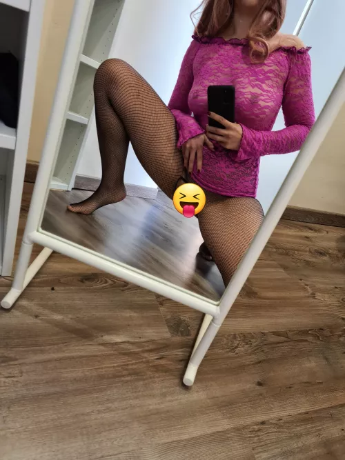 Do you like my fishnet tights by Nylon_Lady