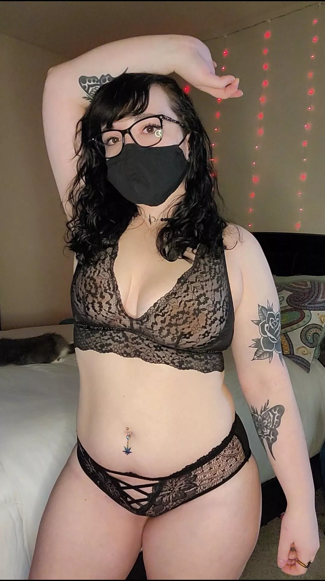 do you like my glasses? ;) posted by TooshQueen