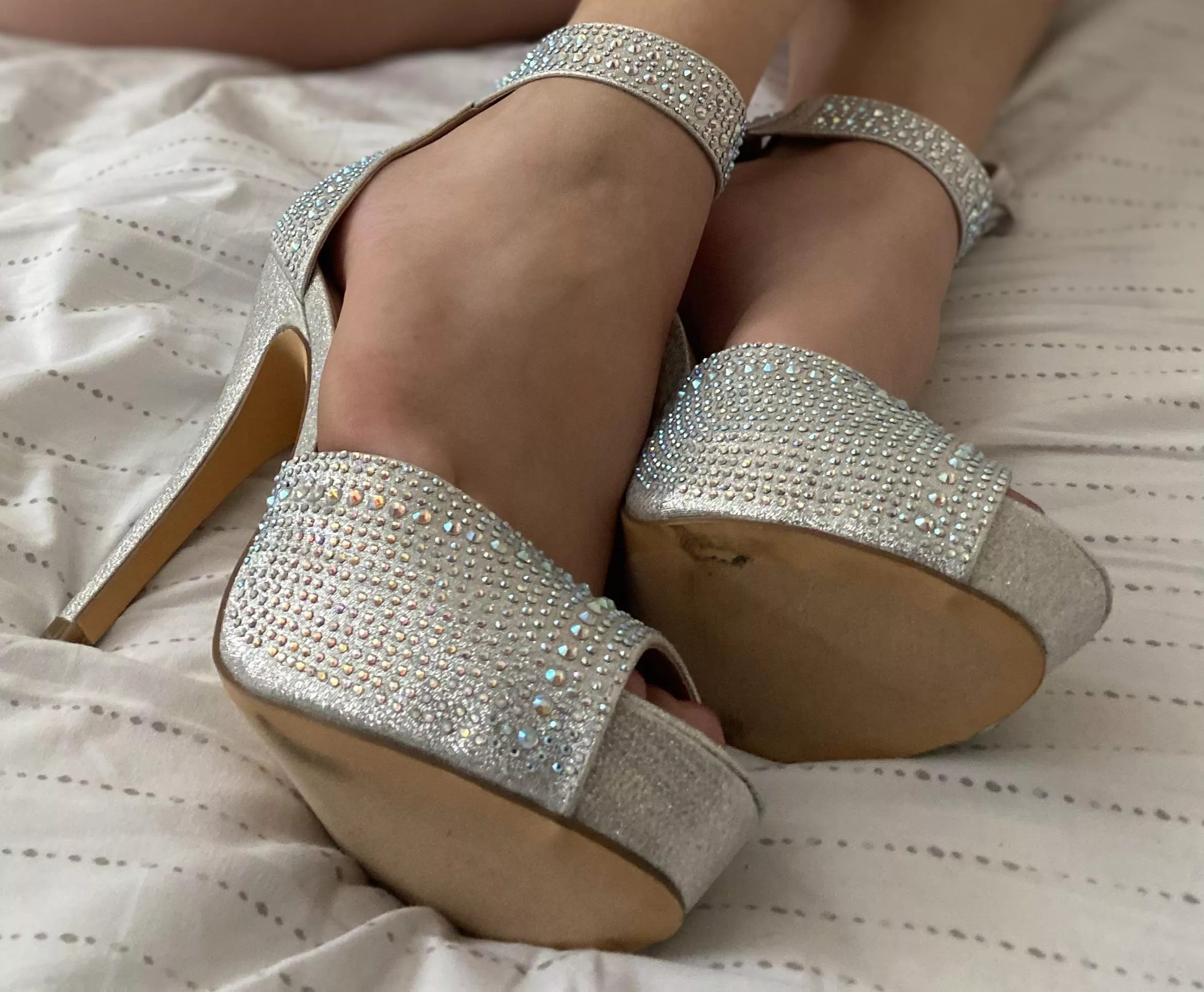 Do you like my heels? posted by LilStubZZZ420