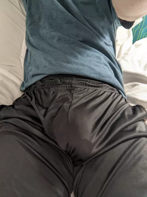 Do you like my new shorts? by therealzack1