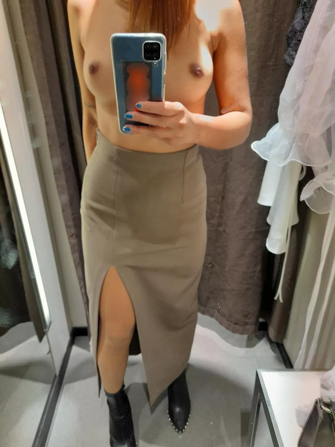 do you like my new skirt? posted by Rnt678