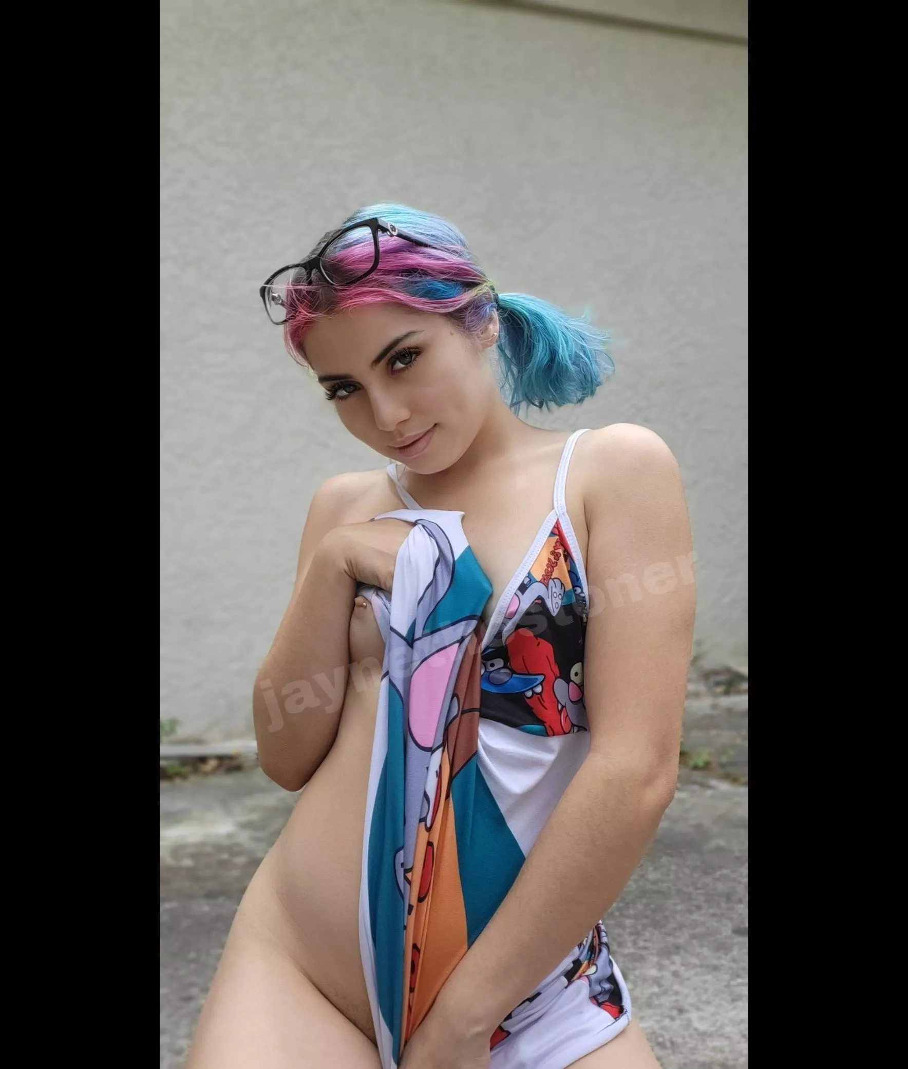 Do you like my nightgown? posted by iamcandyjayne