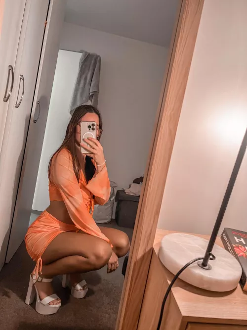 Do you like my outfit? by bubblebuttbunni