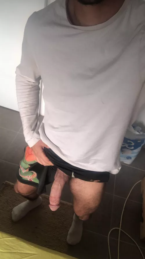 Do you like my third leg ? by Hardcocks22