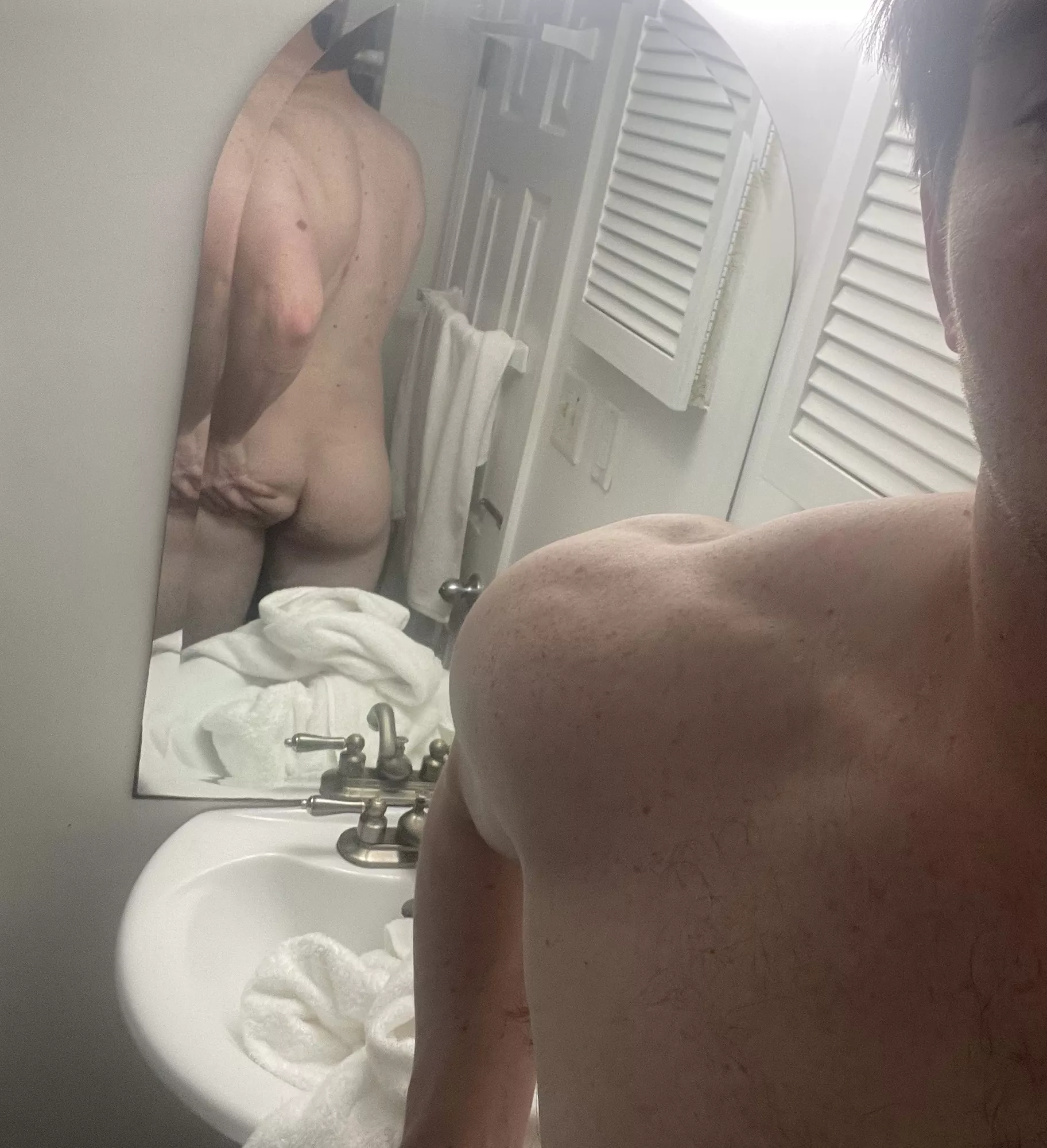Do you like my tight smooth ass? posted by Subcurious200
