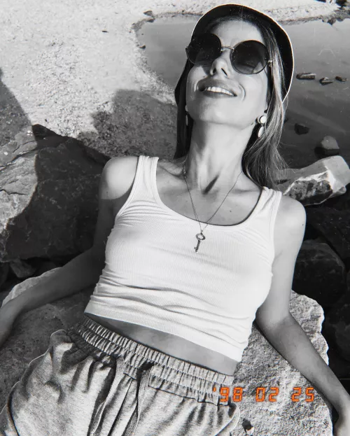 Do you like my top? by vvcalendar