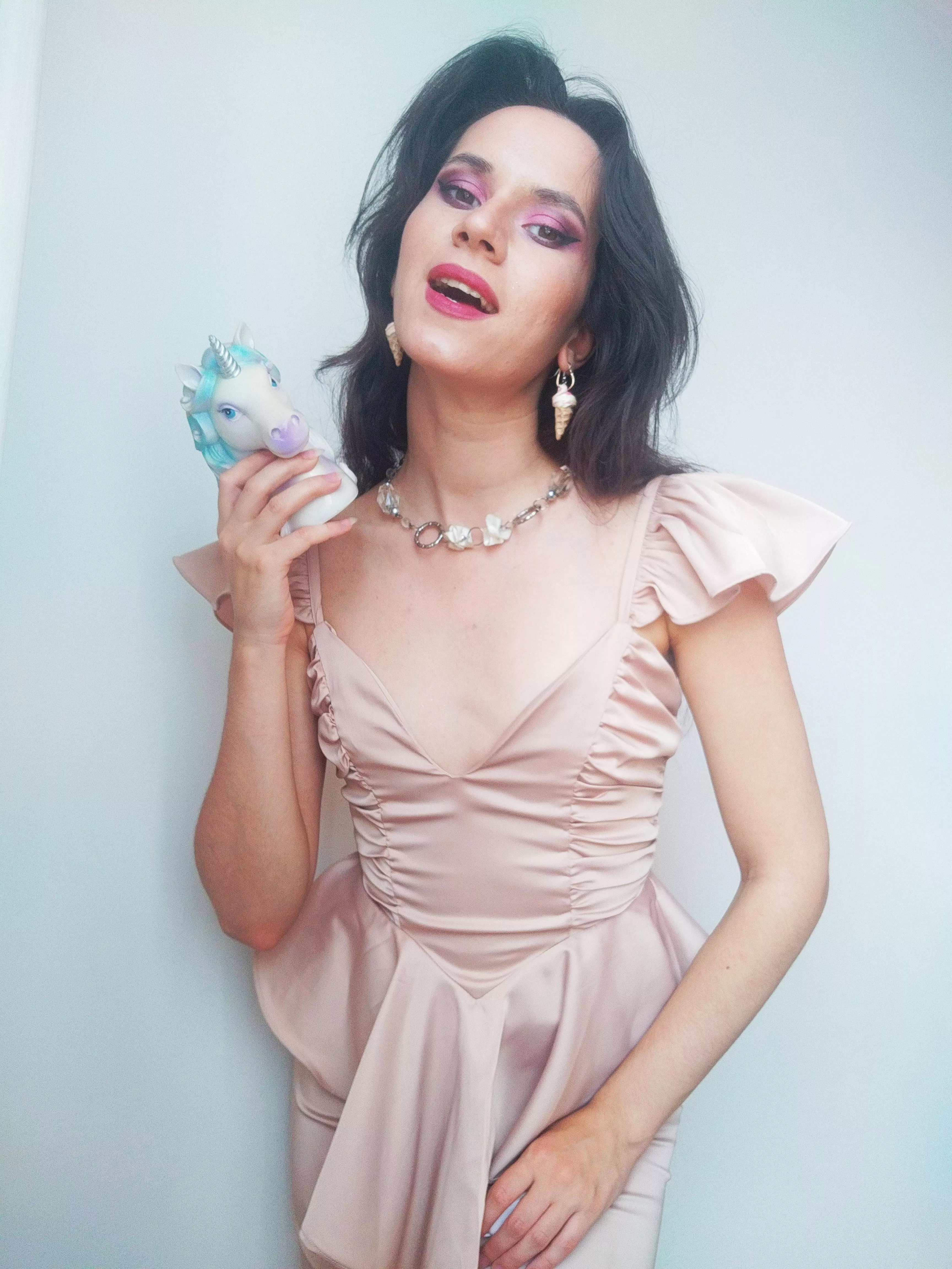 Do you like pink? (self) posted by JulianaKota