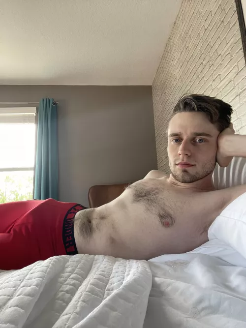 Do you like red? by Monster_on