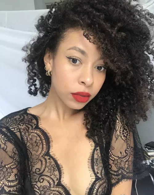 Do you like red lipstick? by Misscharlierose