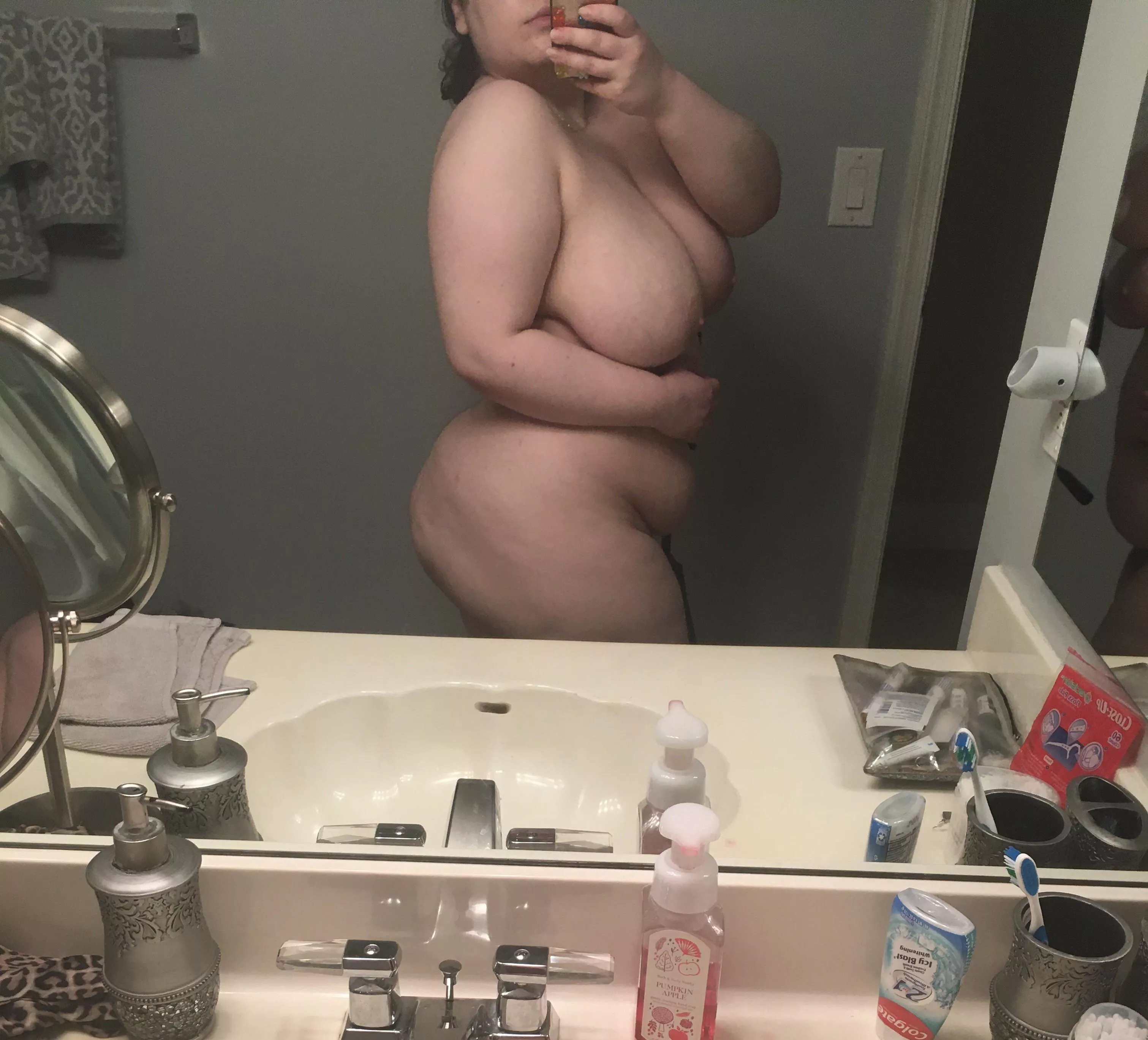 Do you like rubenesque women? posted by Laciek4x