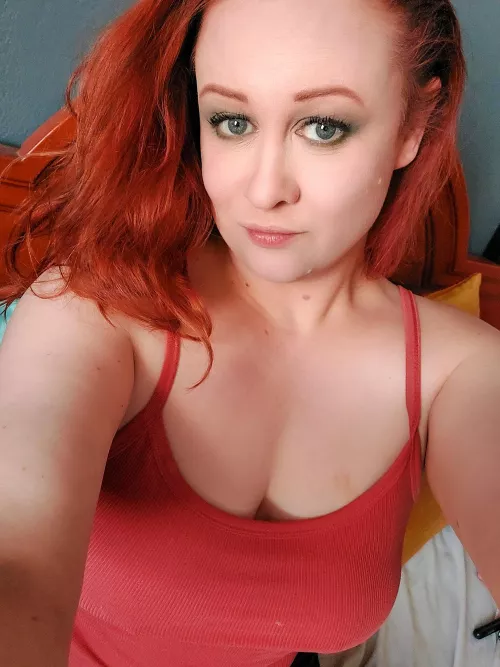 do you like sassy, thick MILFs? by kavina_black