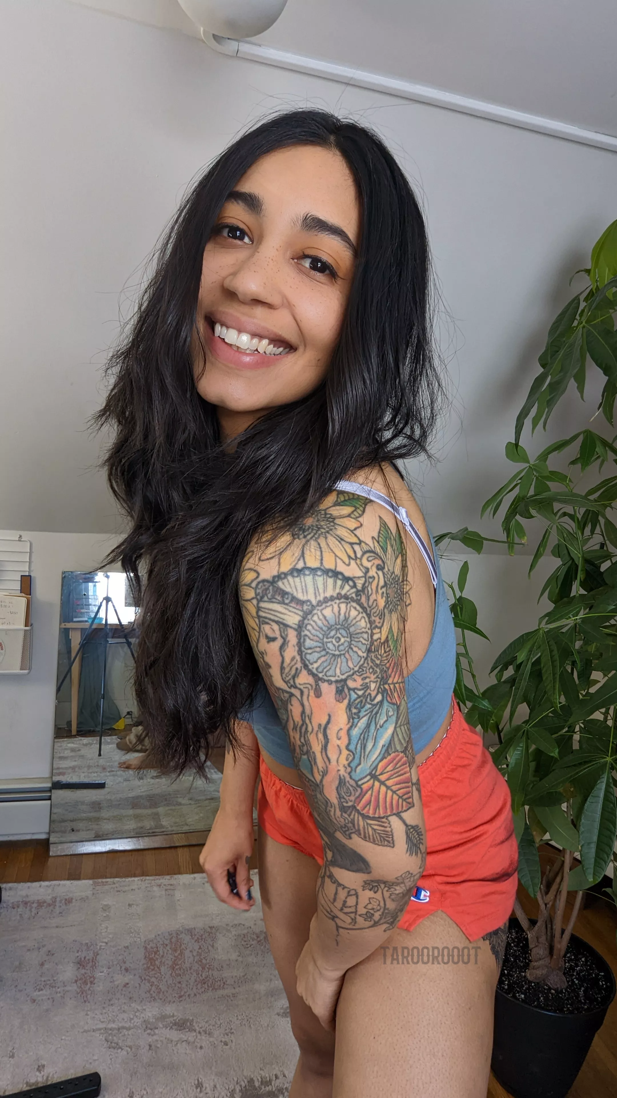 Do you like tattooed girls? posted by TarooRooot