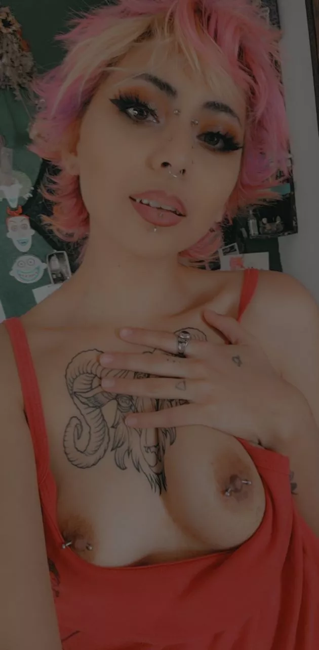 Do you like the pink? posted by Brairsun