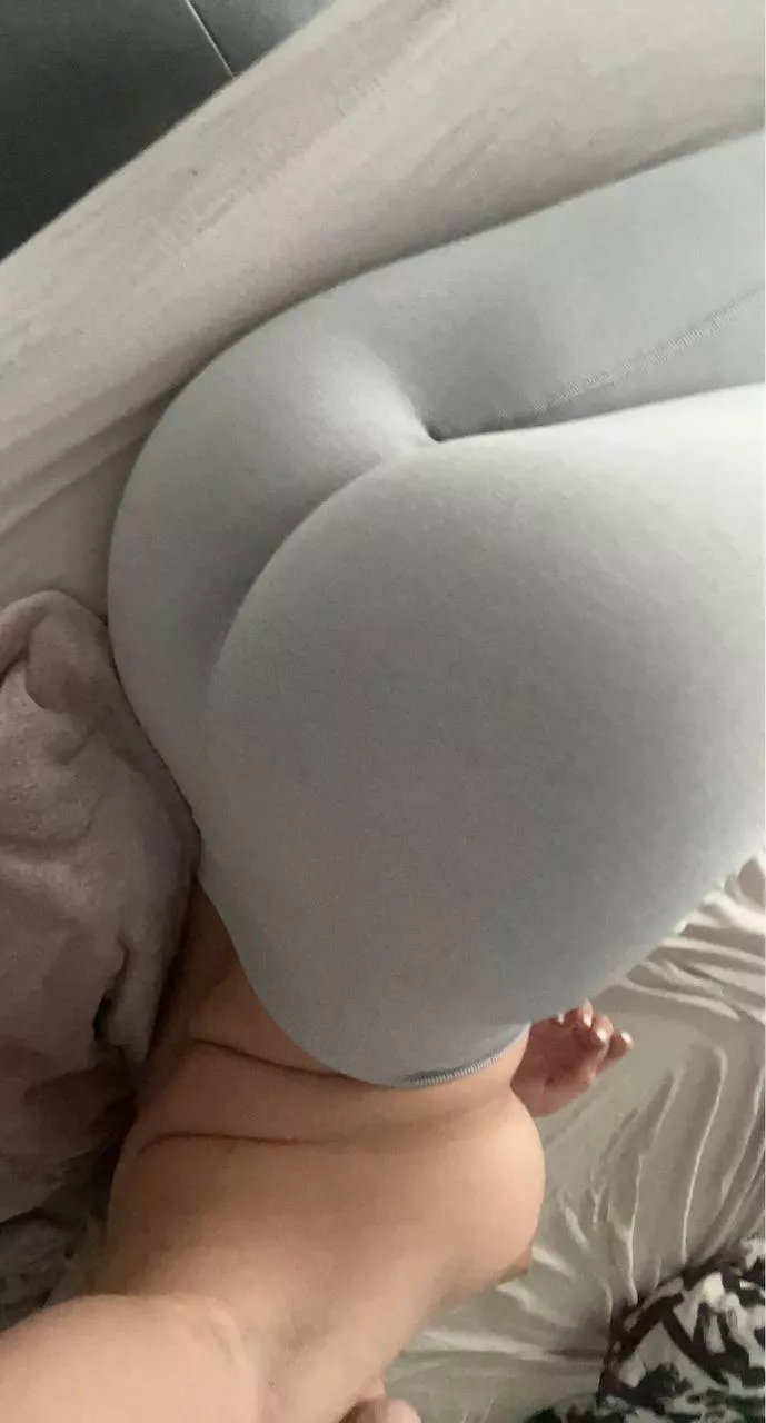 do you like the view? posted by Kaiseybuun