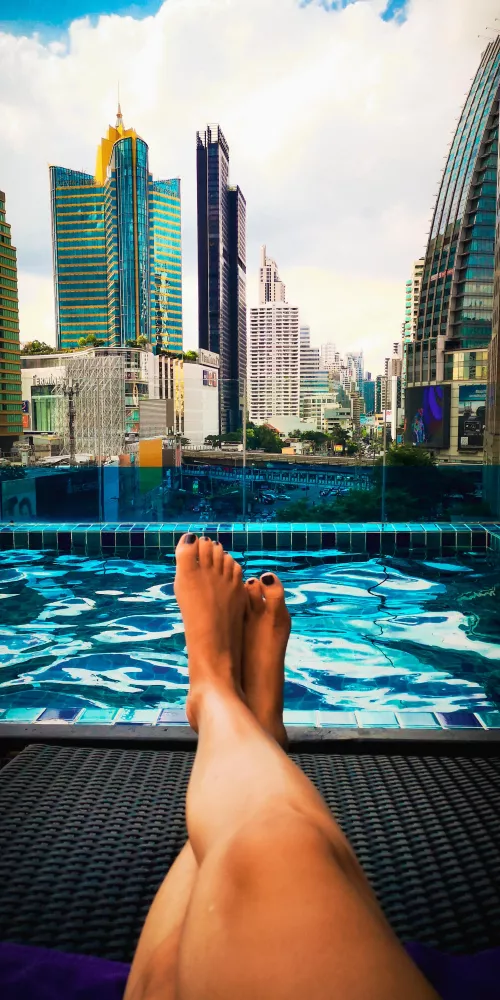 Do you like the view from here? by trinity_fire