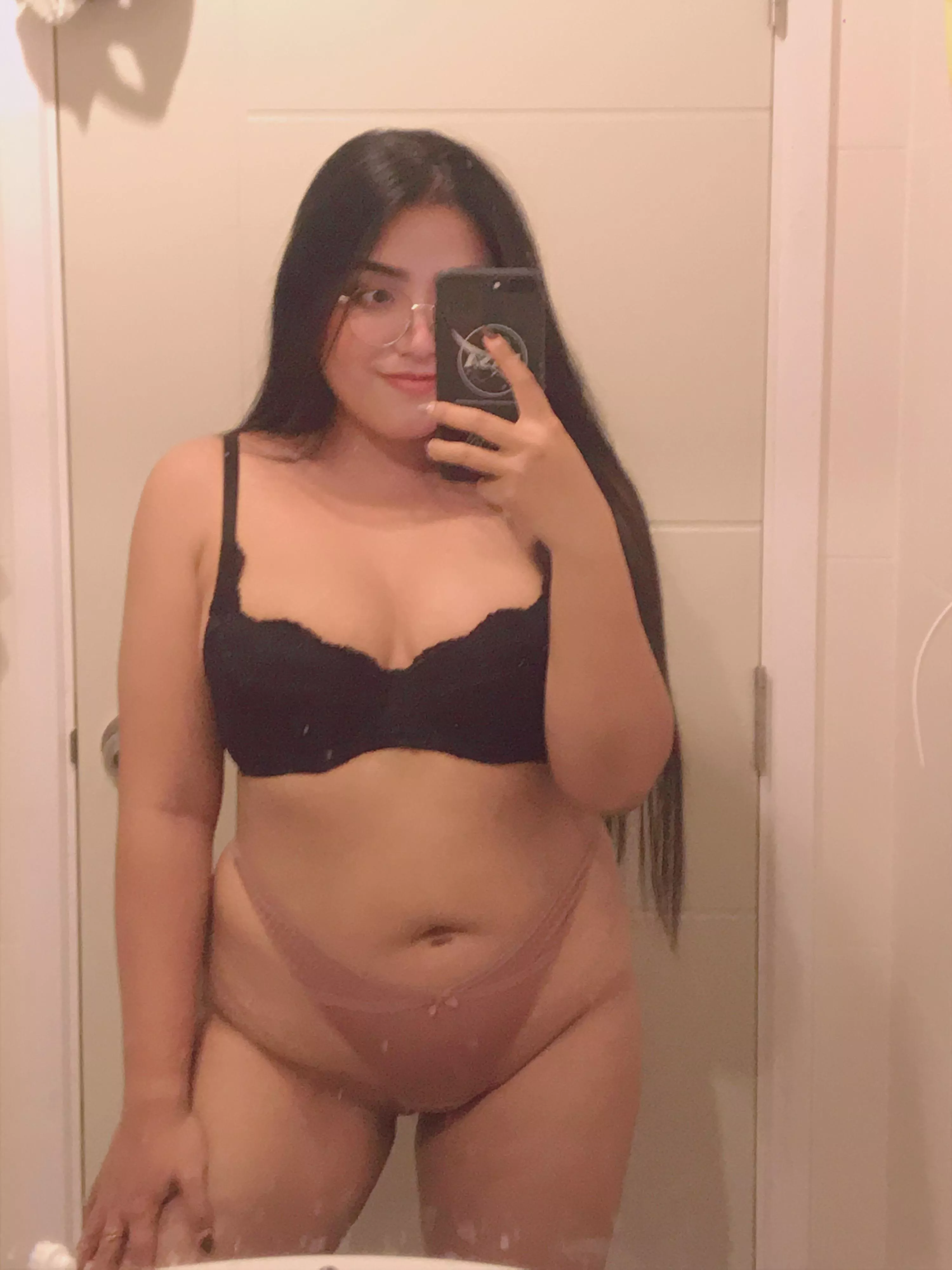 Do you like thick asian with glasses? posted by daydream4real