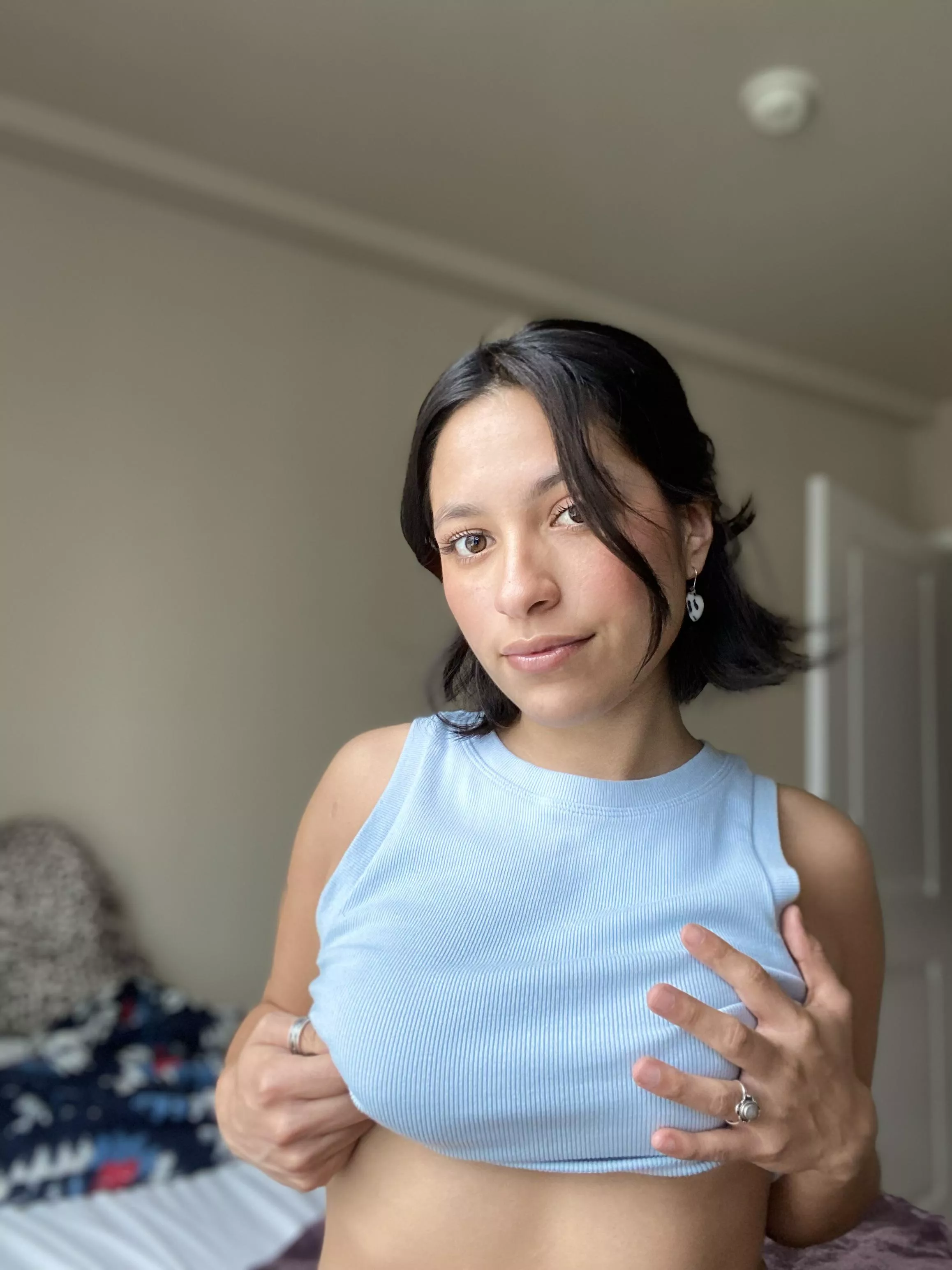 Do you like this color on me ?:) posted by avasworld444