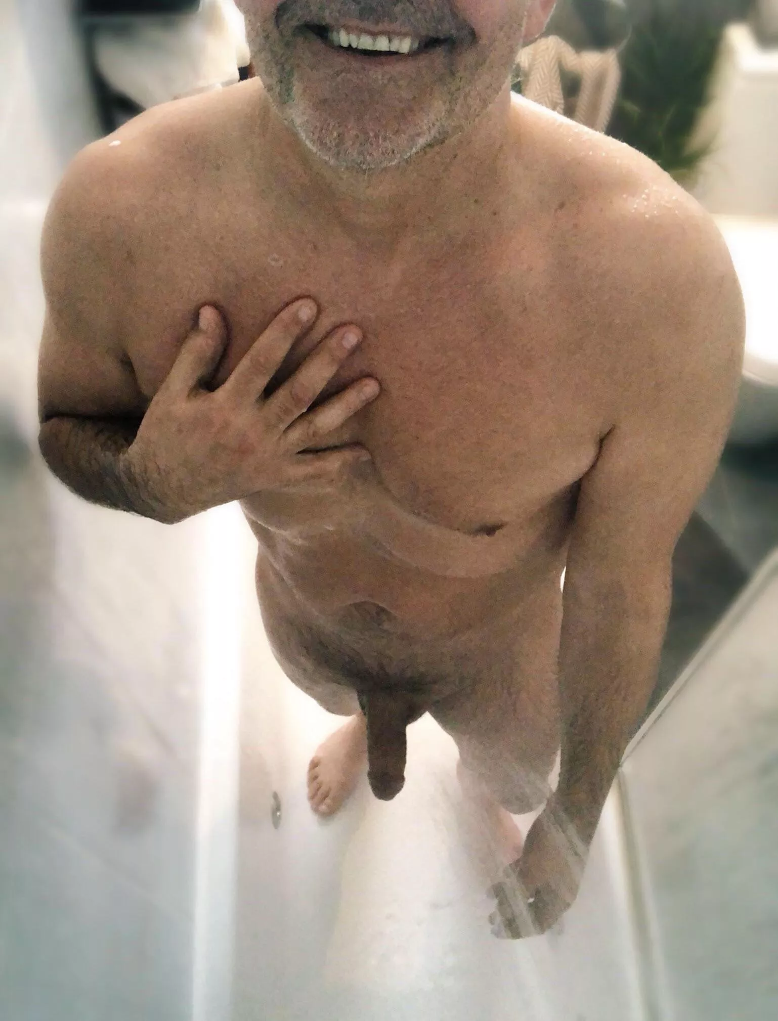 Do you like this older daddy’s smile? (59) posted by daydreamer6361